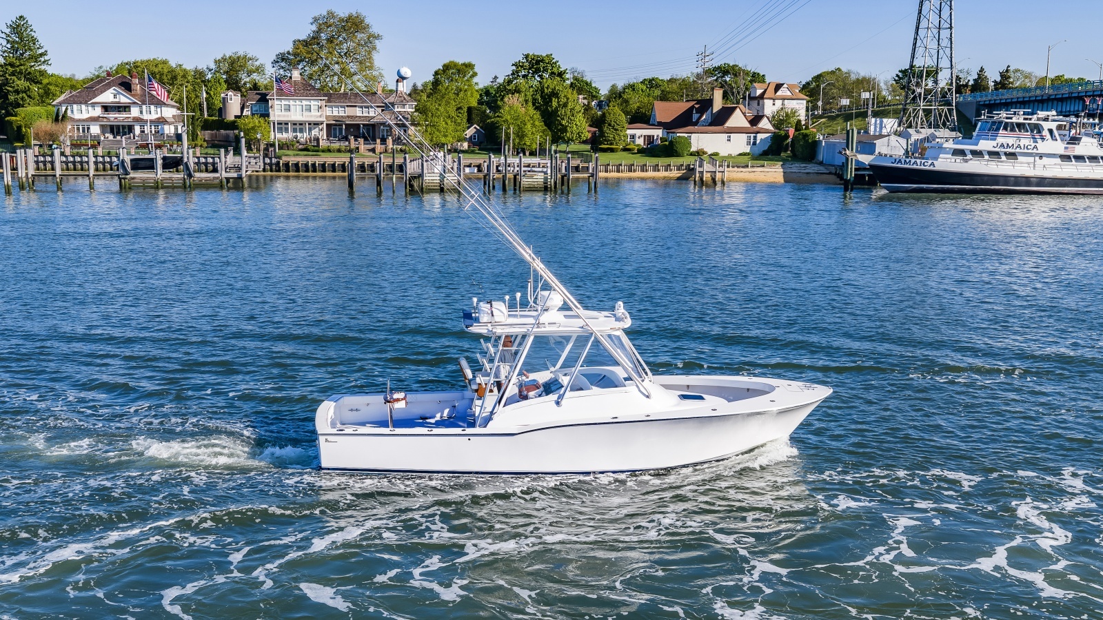 Little C 33ft L amp H Yacht For Sale