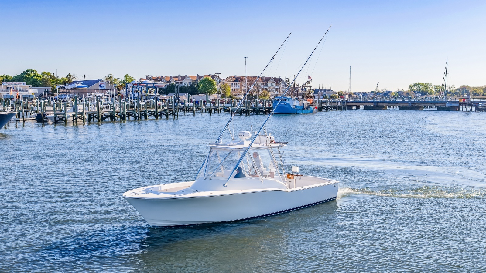 Little C 33ft L amp H Yacht For Sale