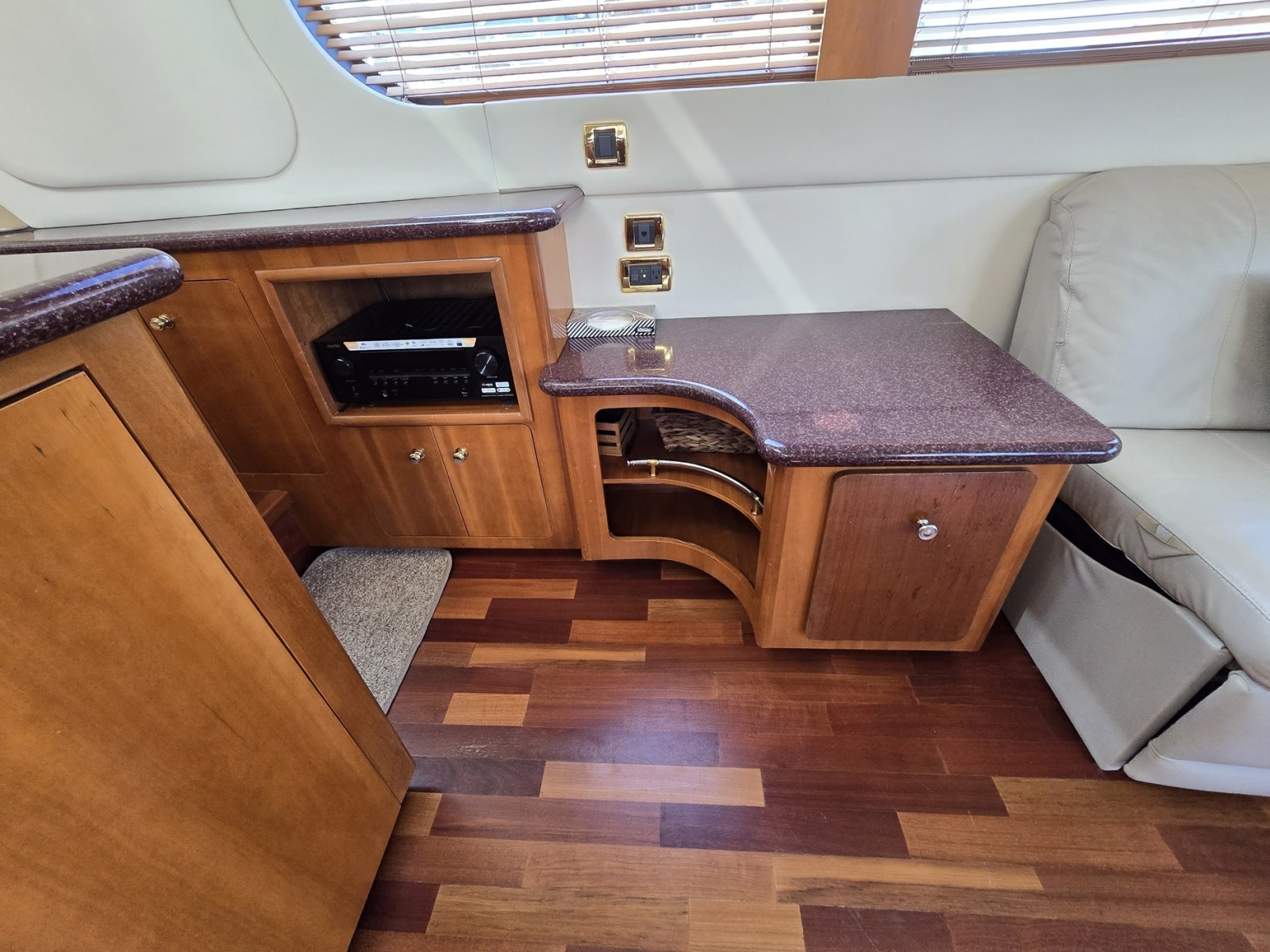 Marlin Monroe 57ft Carver Yacht For Sale