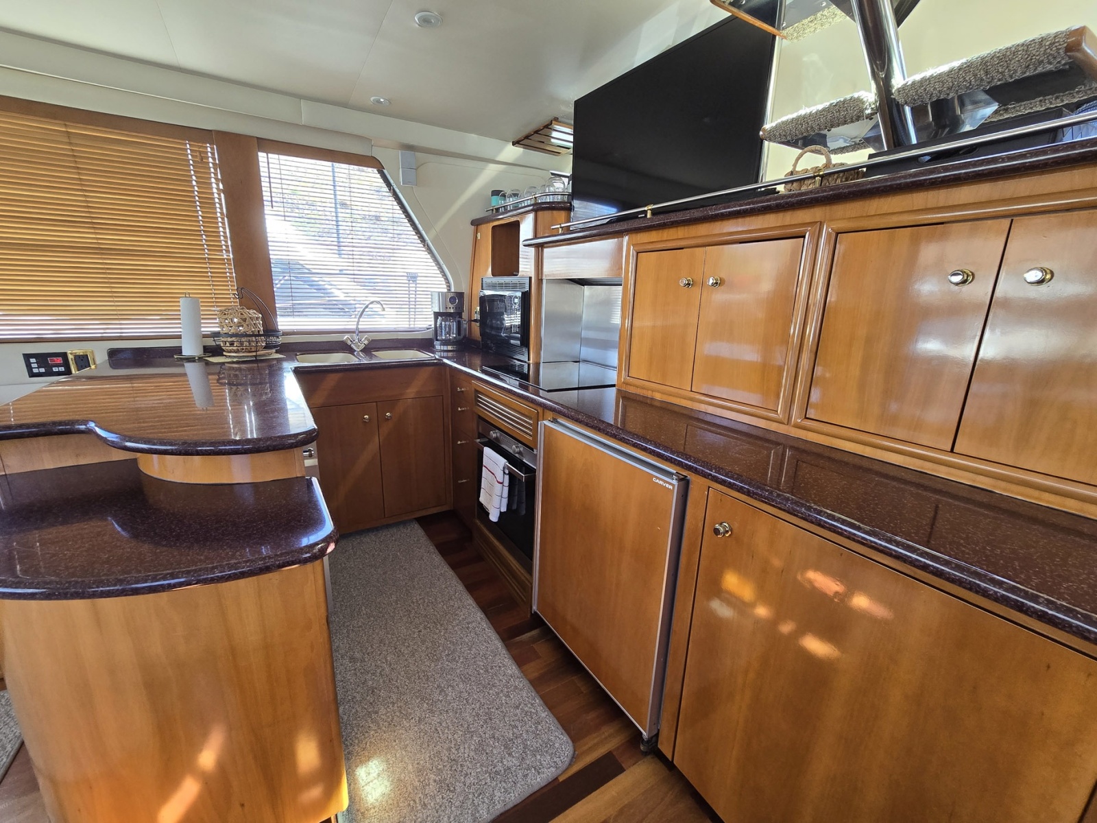 2001 Carver 570 Voyager Pilothouse