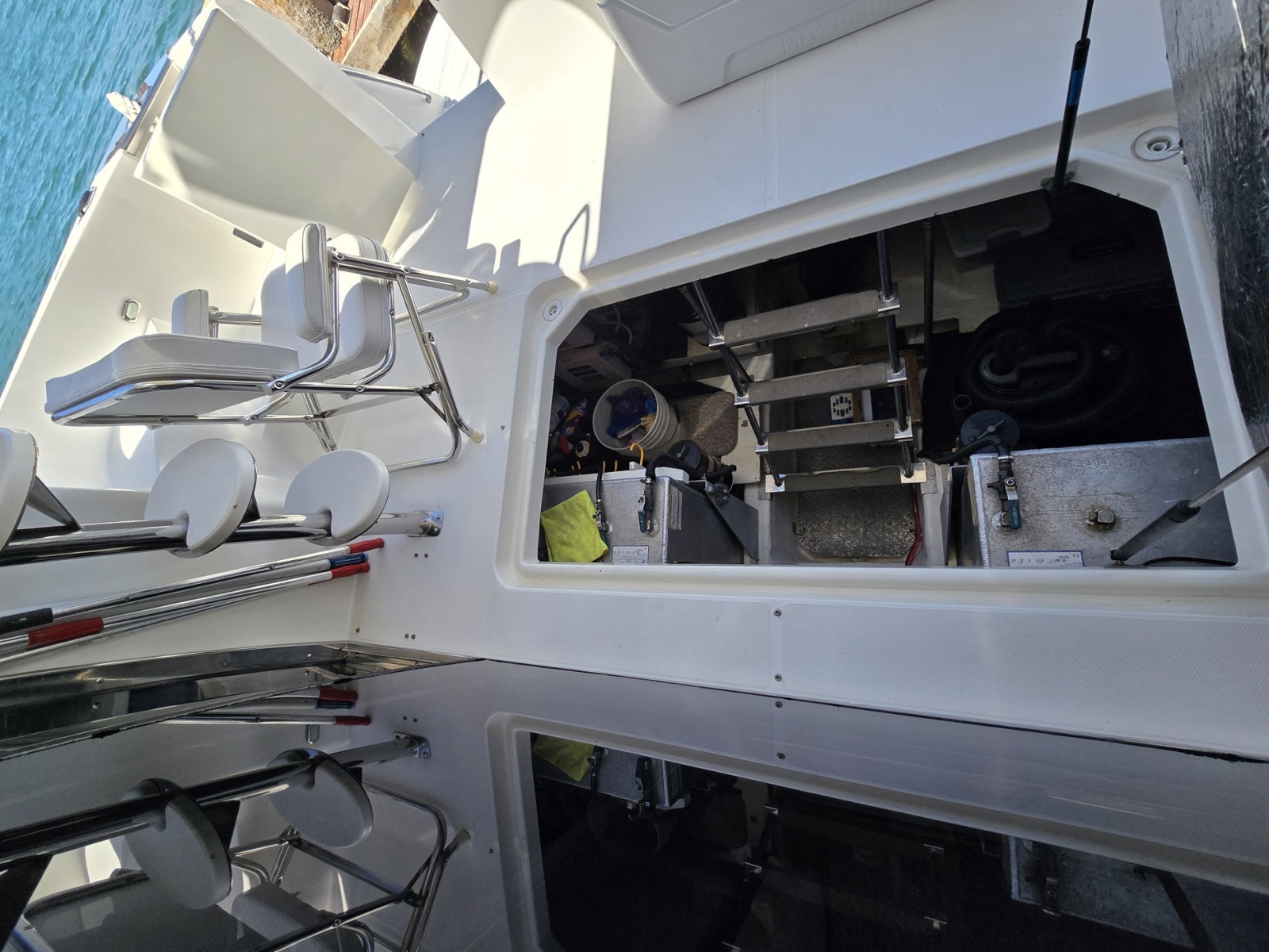 2001 Carver 570 Voyager Pilothouse