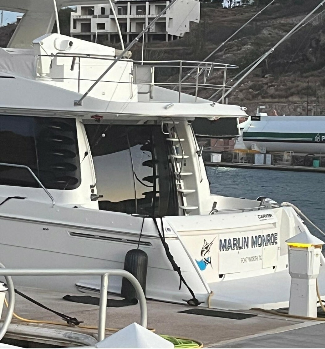 2001 Carver 570 Voyager Pilothouse
