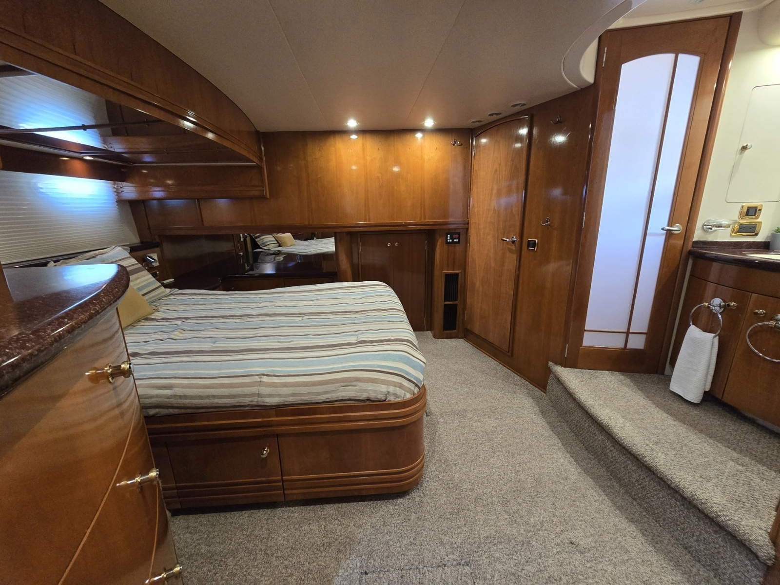 Marlin Monroe 57ft Carver Yacht For Sale