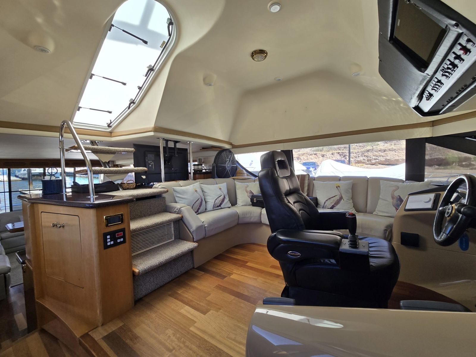 Marlin Monroe 57ft Carver Yacht For Sale