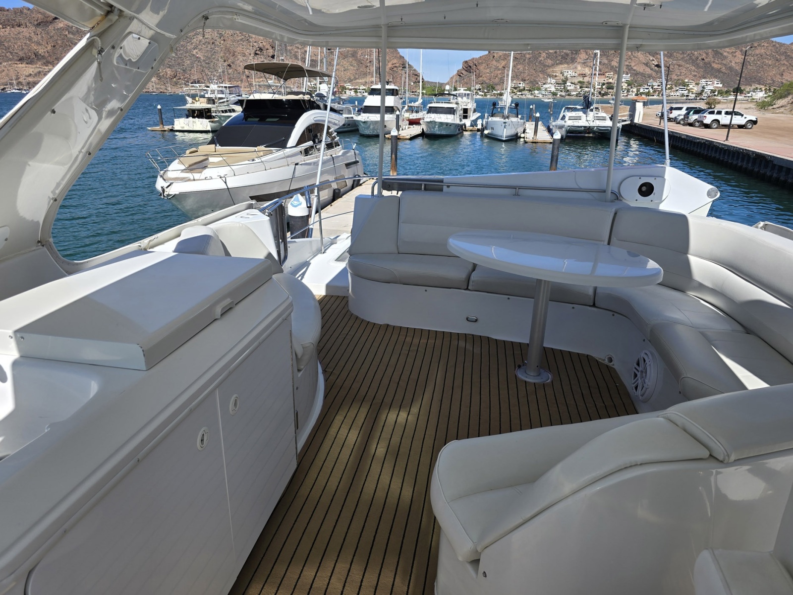 2001 Carver 570 Voyager Pilothouse