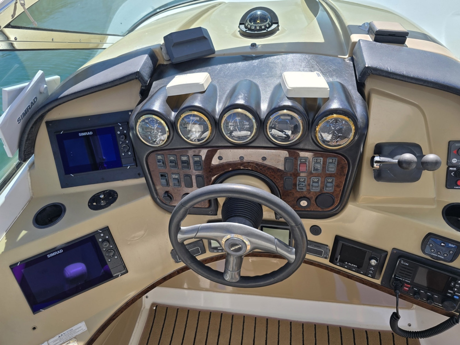Marlin Monroe 57ft Carver Yacht For Sale