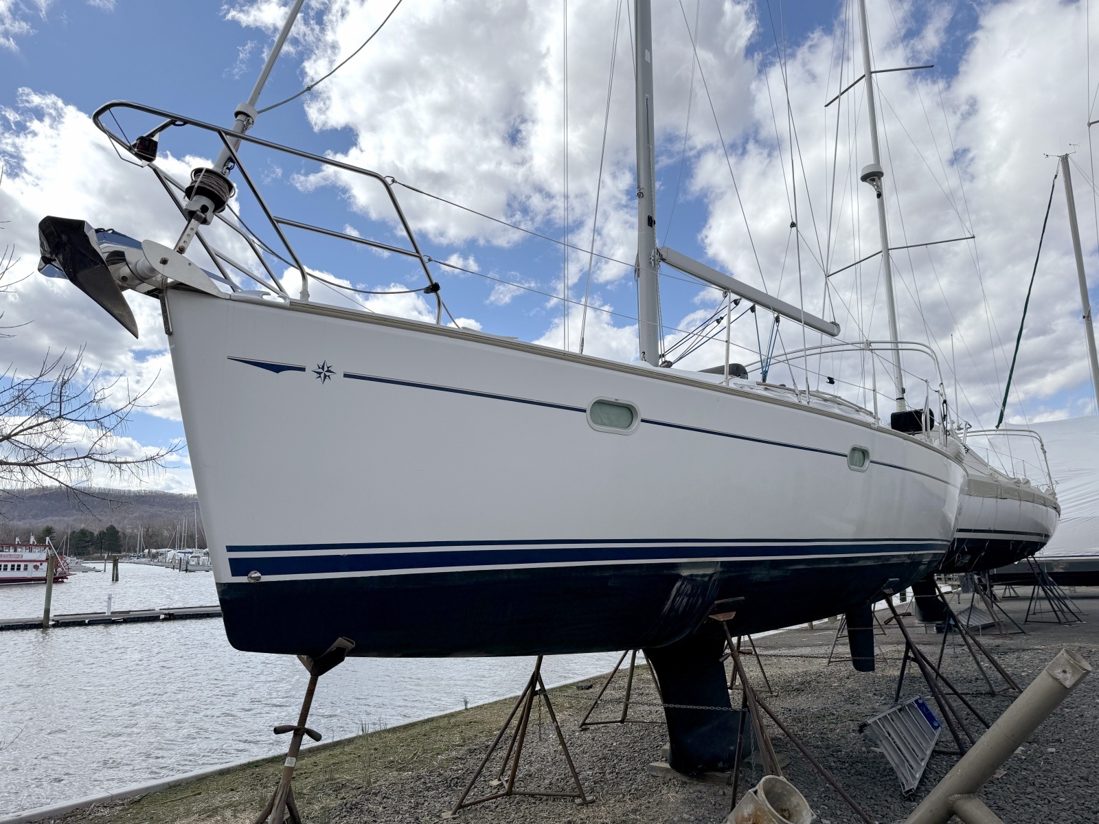 35ft Jeanneau Yacht For Sale