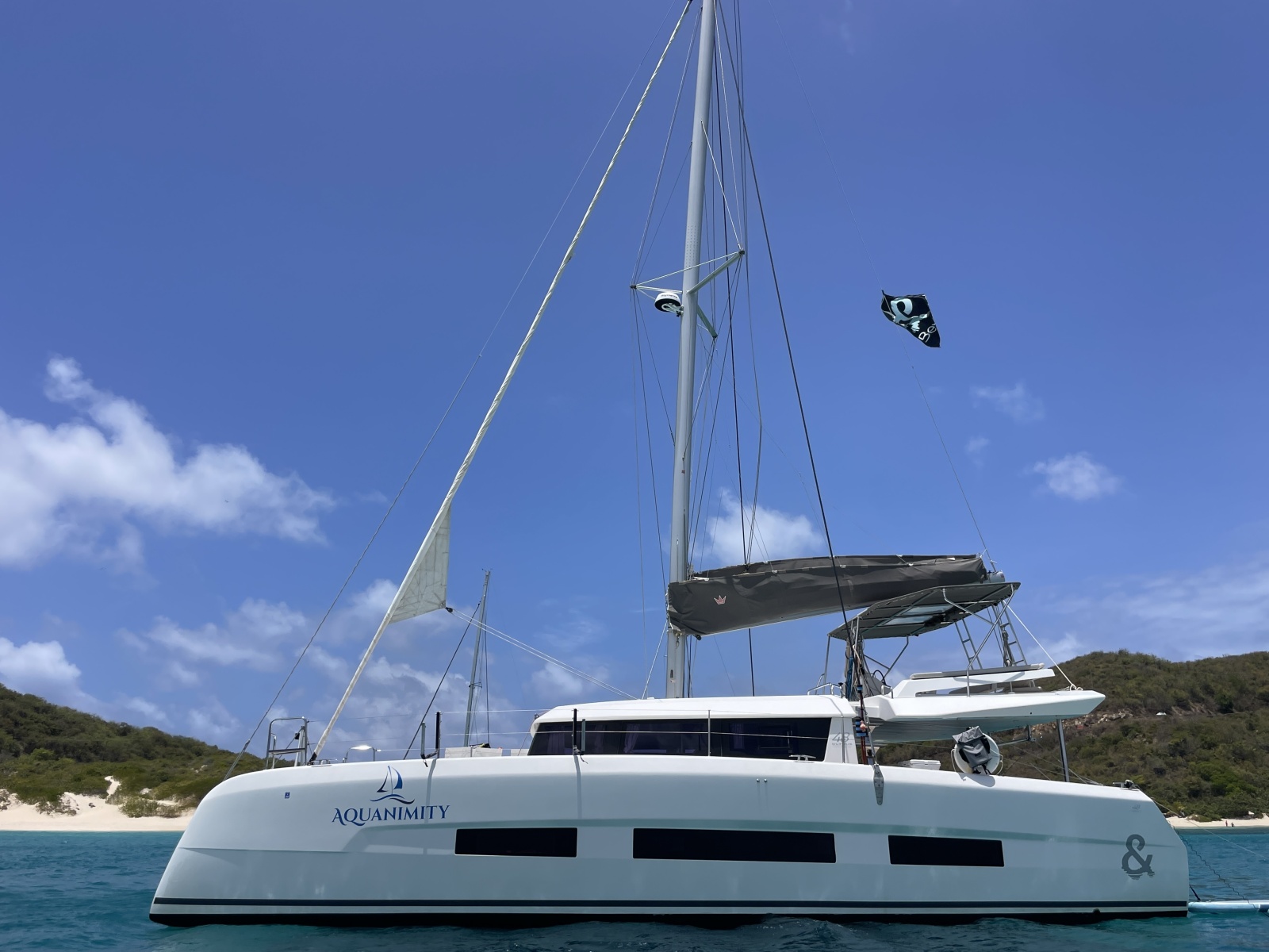 Aquanimity Yacht Photos Pics 