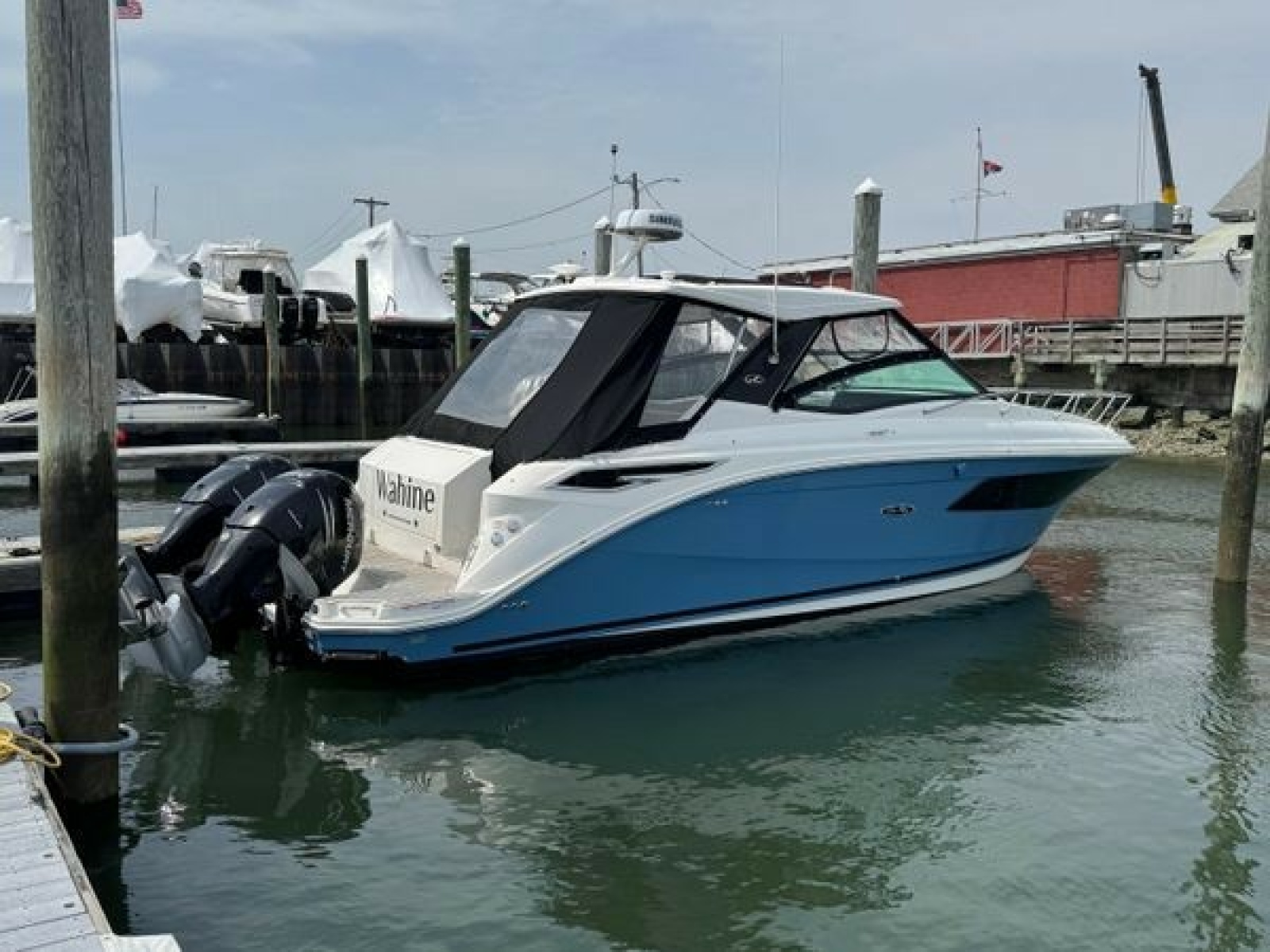 2021 Sea Ray Sundancer 320 Outboard