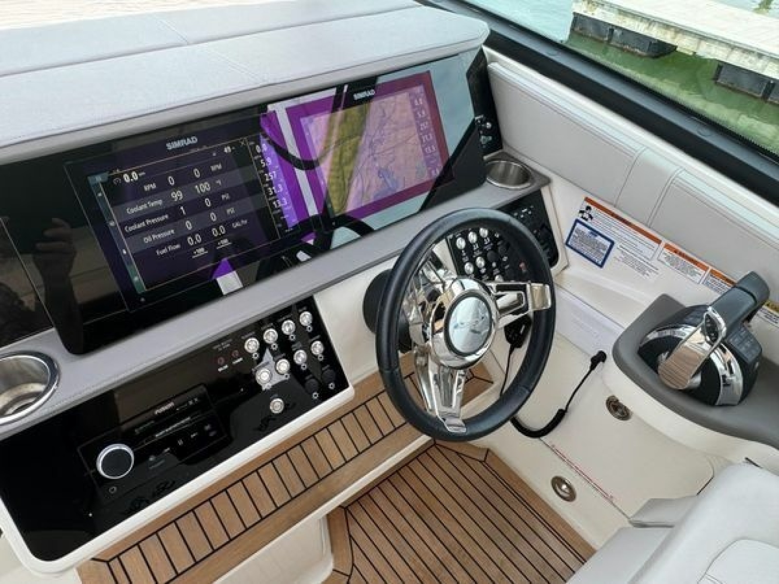 32ft Sea Ray Yacht For Sale