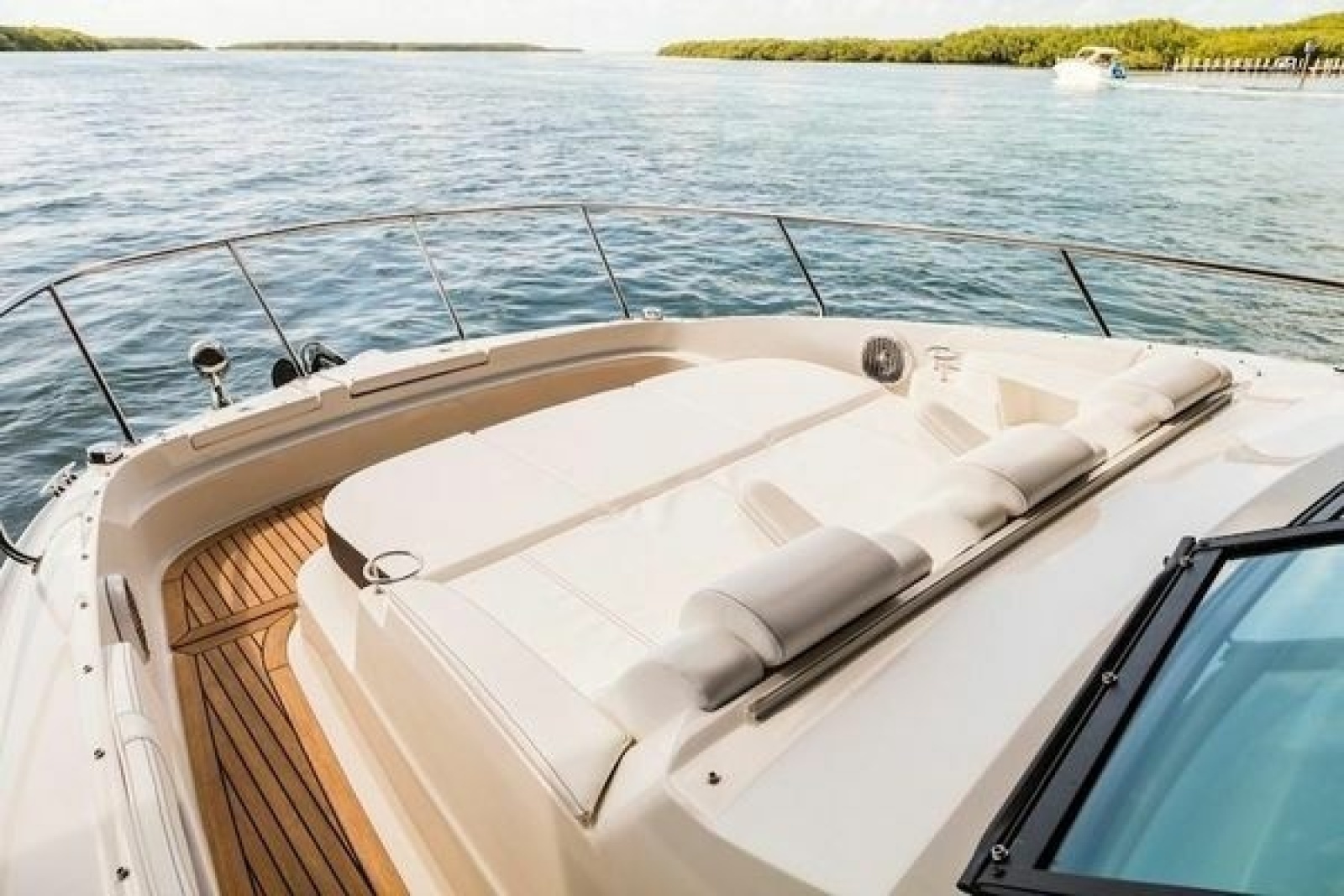 32ft Sea Ray Yacht For Sale