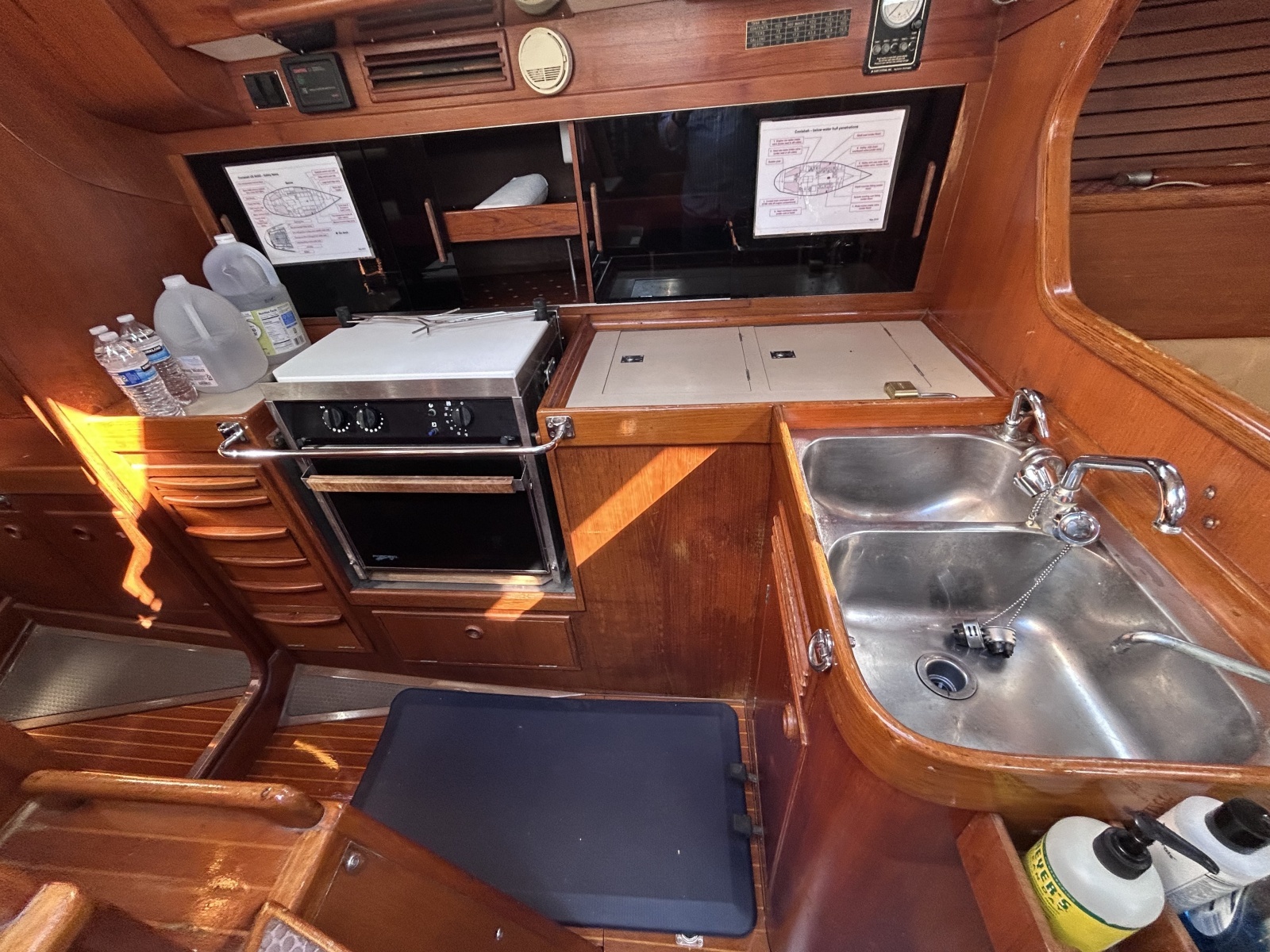 Coolabah 42ft Swan Yacht For Sale