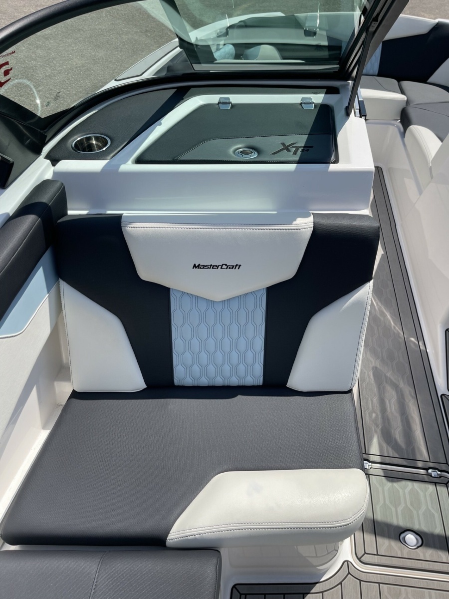 Mastercraft XT24 24ft Mastercraft Yacht For Sale