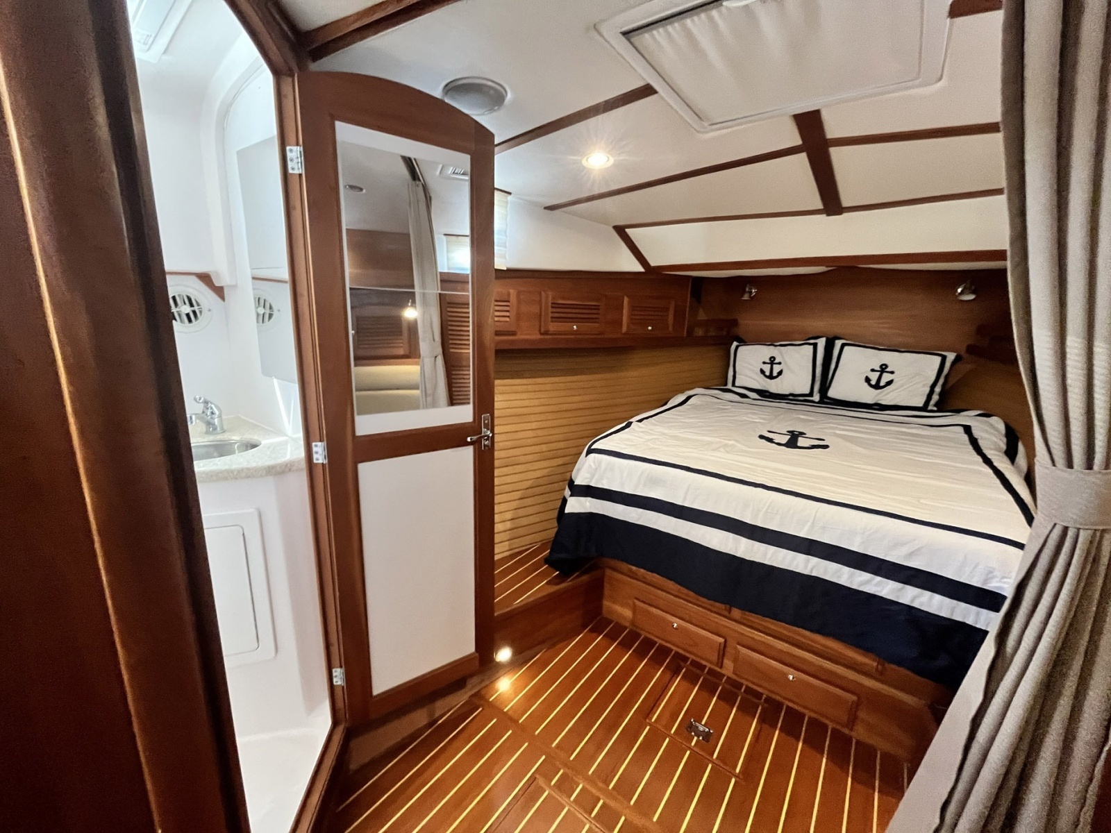 Gratitude 34ft Sabre Yacht For Sale