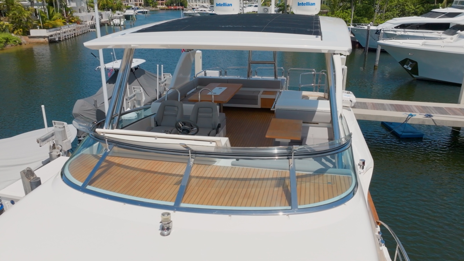 2014 Pre Owned 78 Fairline.00_00_25_09.Still008