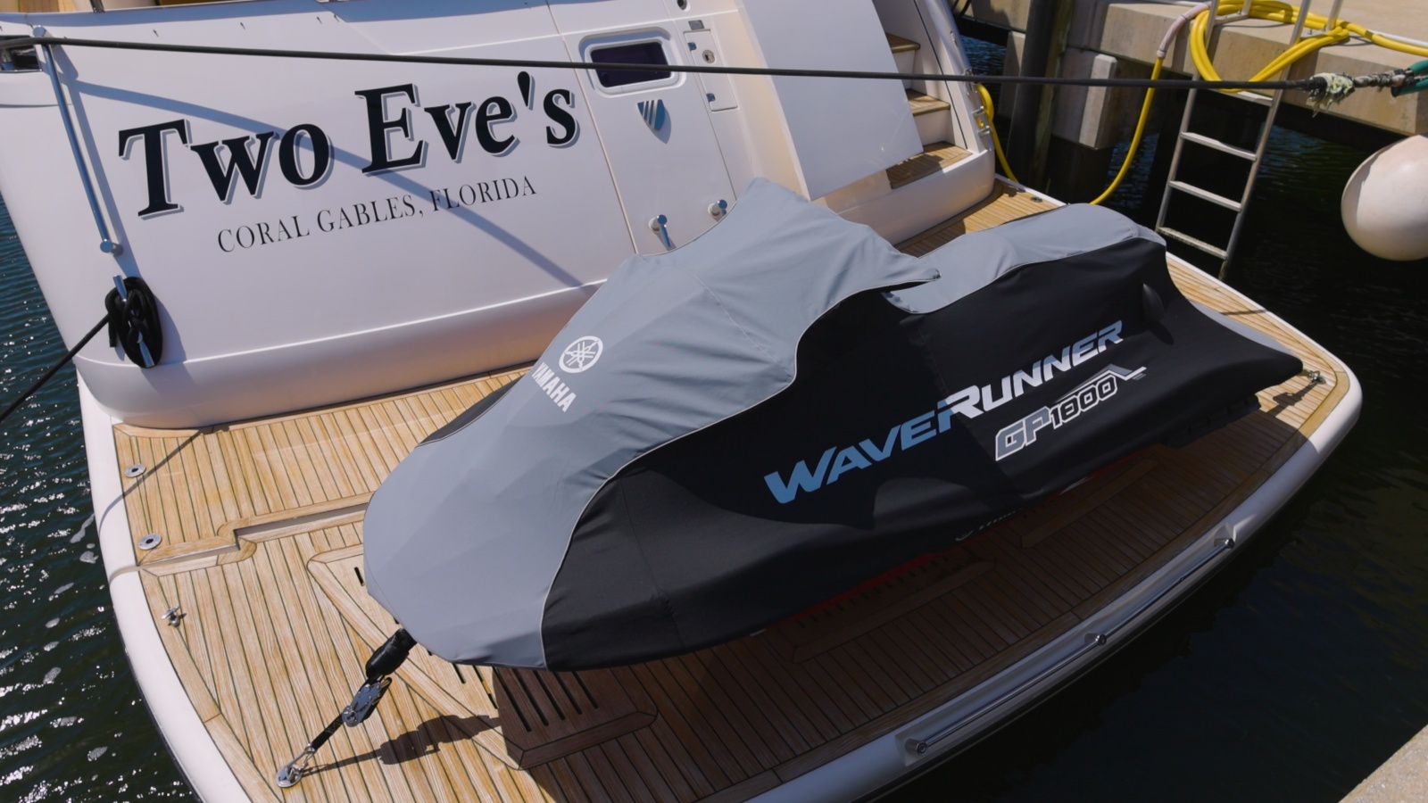 2014 Pre Owned 78 Fairline.00_00_21_12.Still010