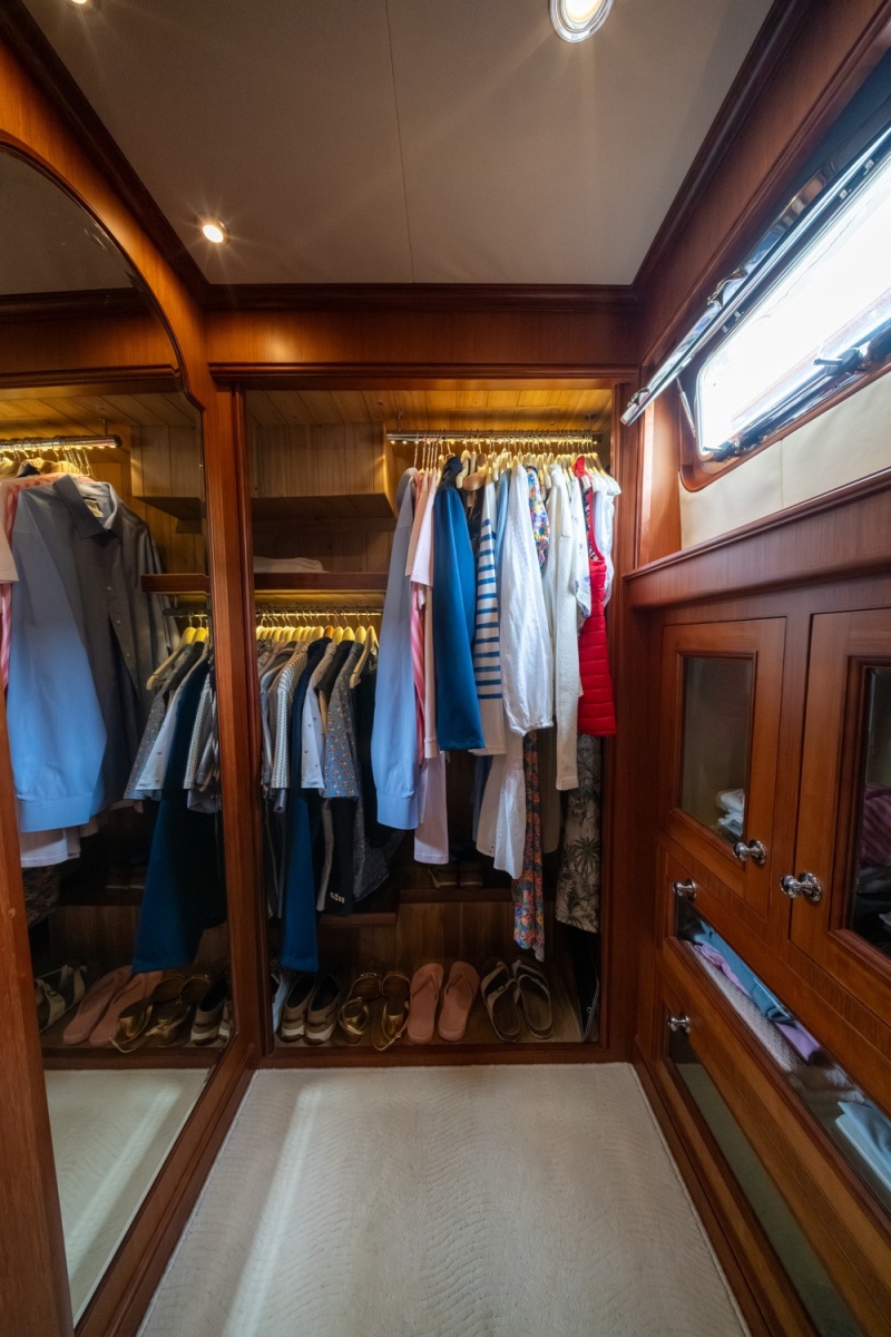 77' 2010 Marlow Explorer 72E-CB