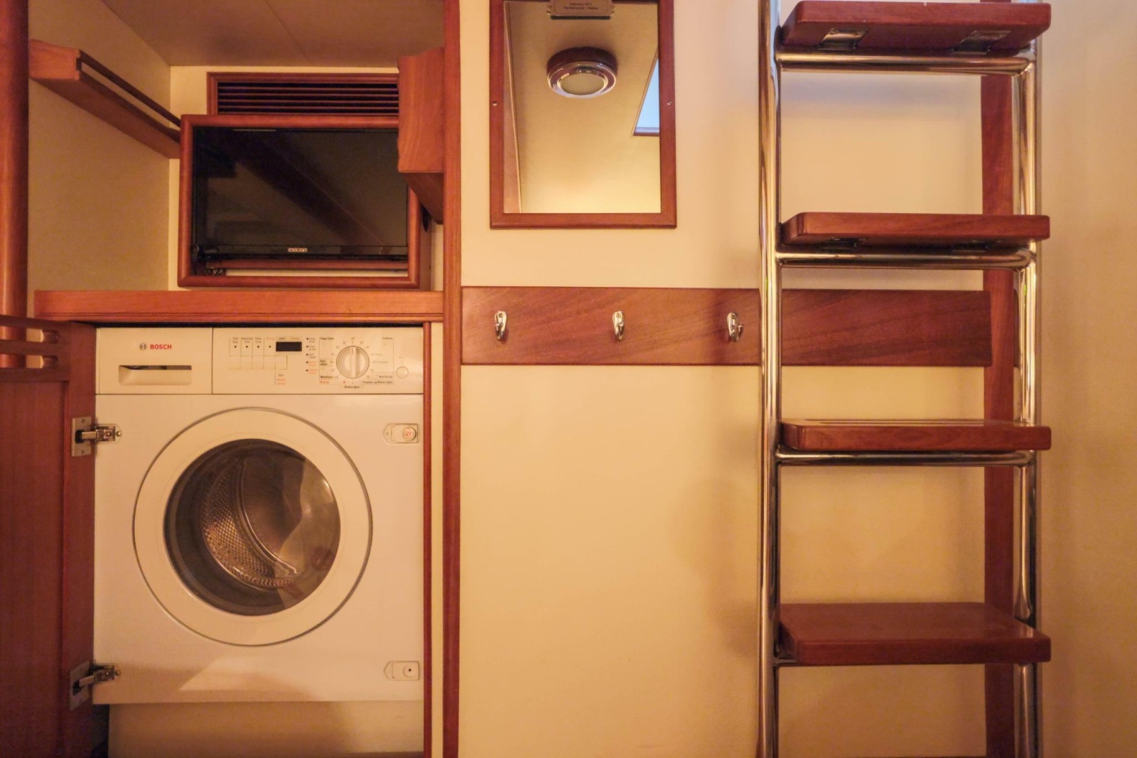 Crew Laundry