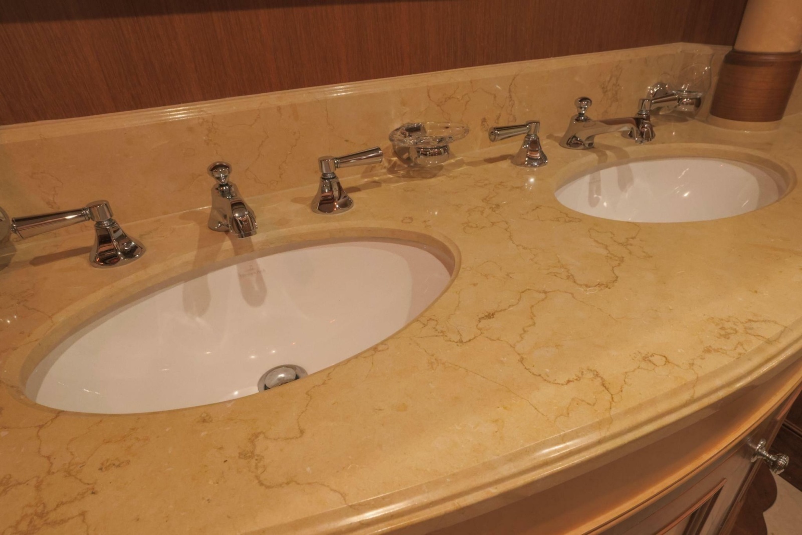 Master Twin Sinks