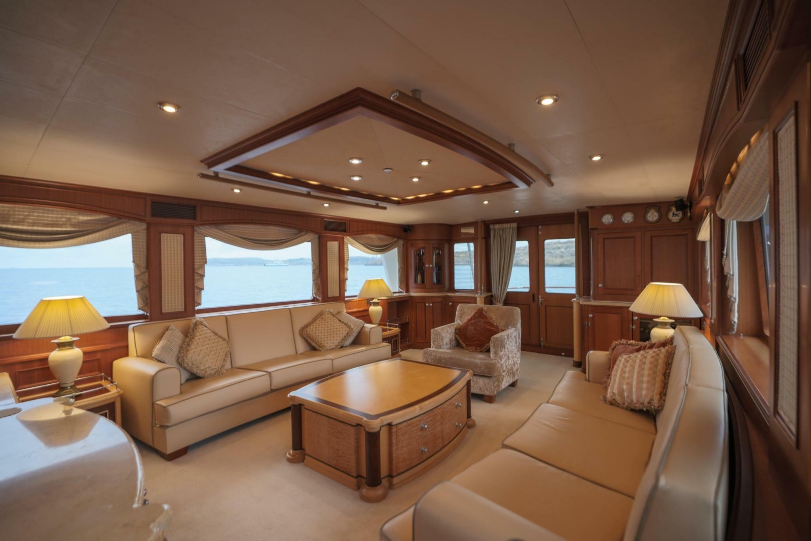 Salon Port Side