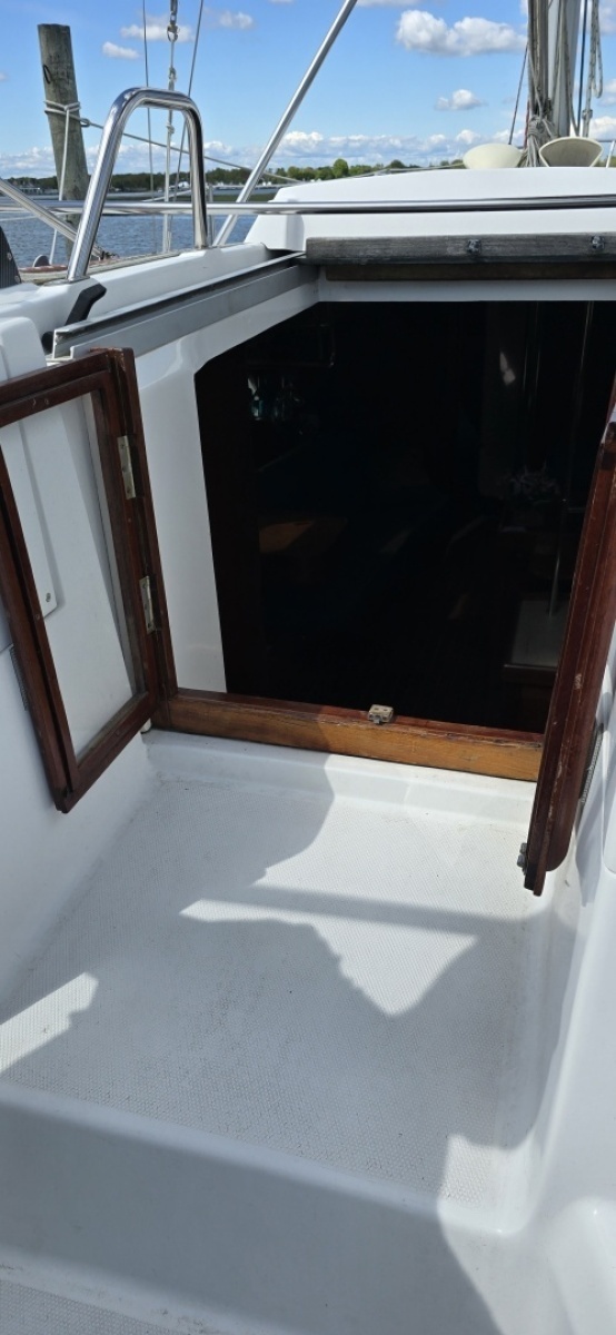 41ft Hunter Yacht For Sale