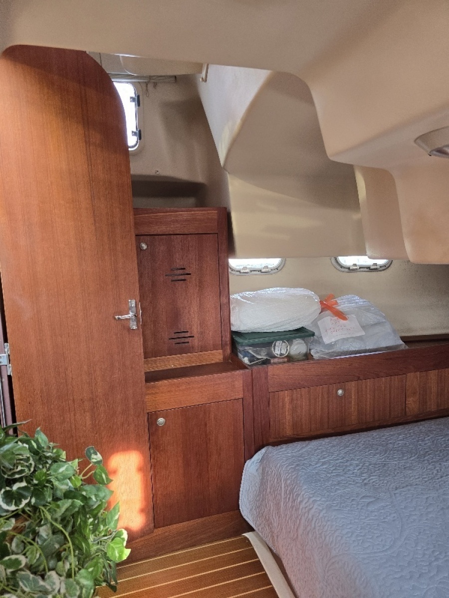 1998 Hunter 410