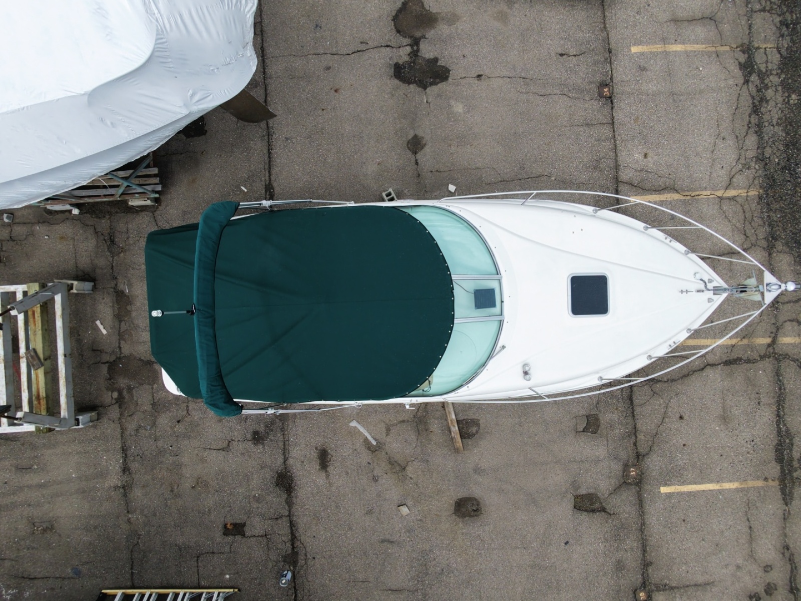 1998 Rinker 266 Fiesta Vee