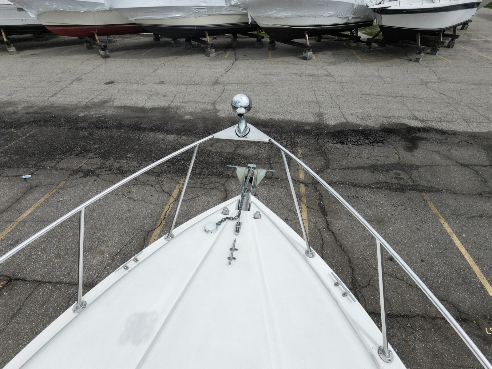 1998 Rinker 266 Fiesta Vee