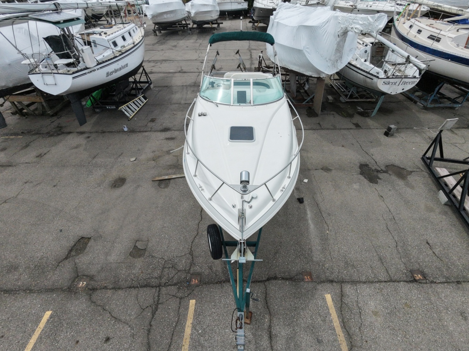 1998 Rinker 266 Fiesta Vee