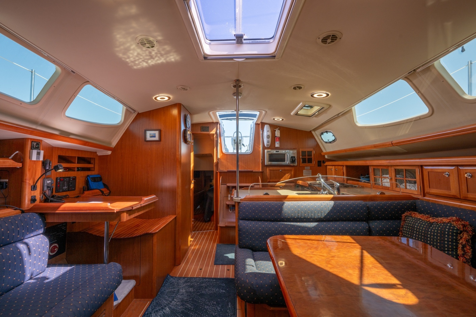 Fre Moment  45ft Hunter Yacht For Sale