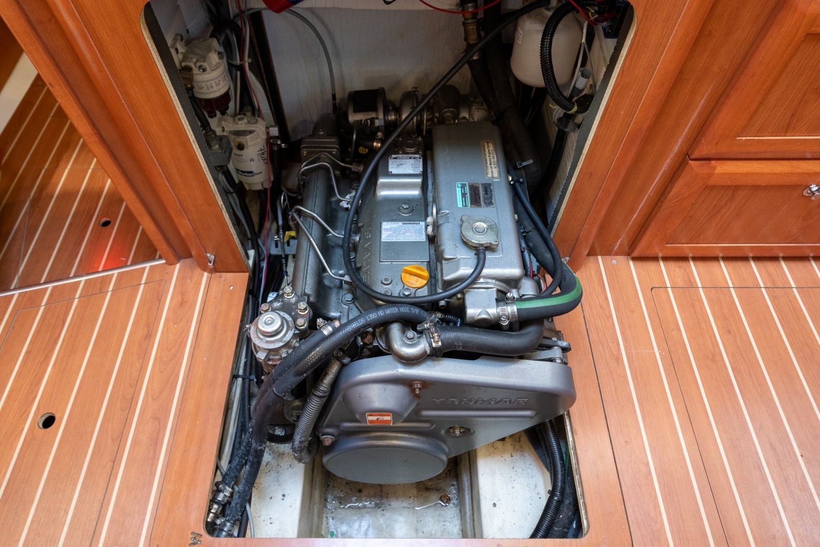 Fre Moment  45ft Hunter Yacht For Sale