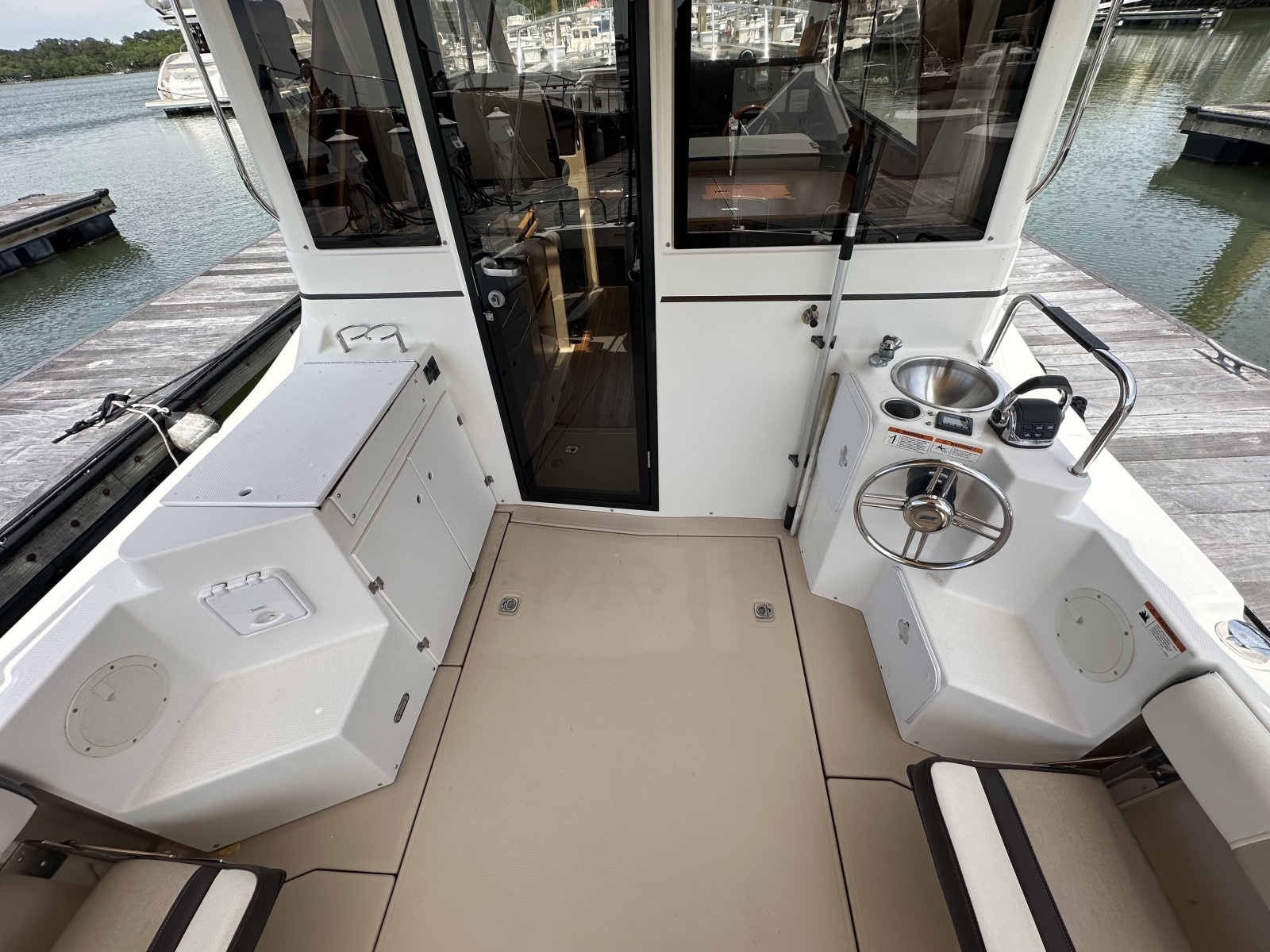 Seahorse 33ft Cutwater Yacht For Sale