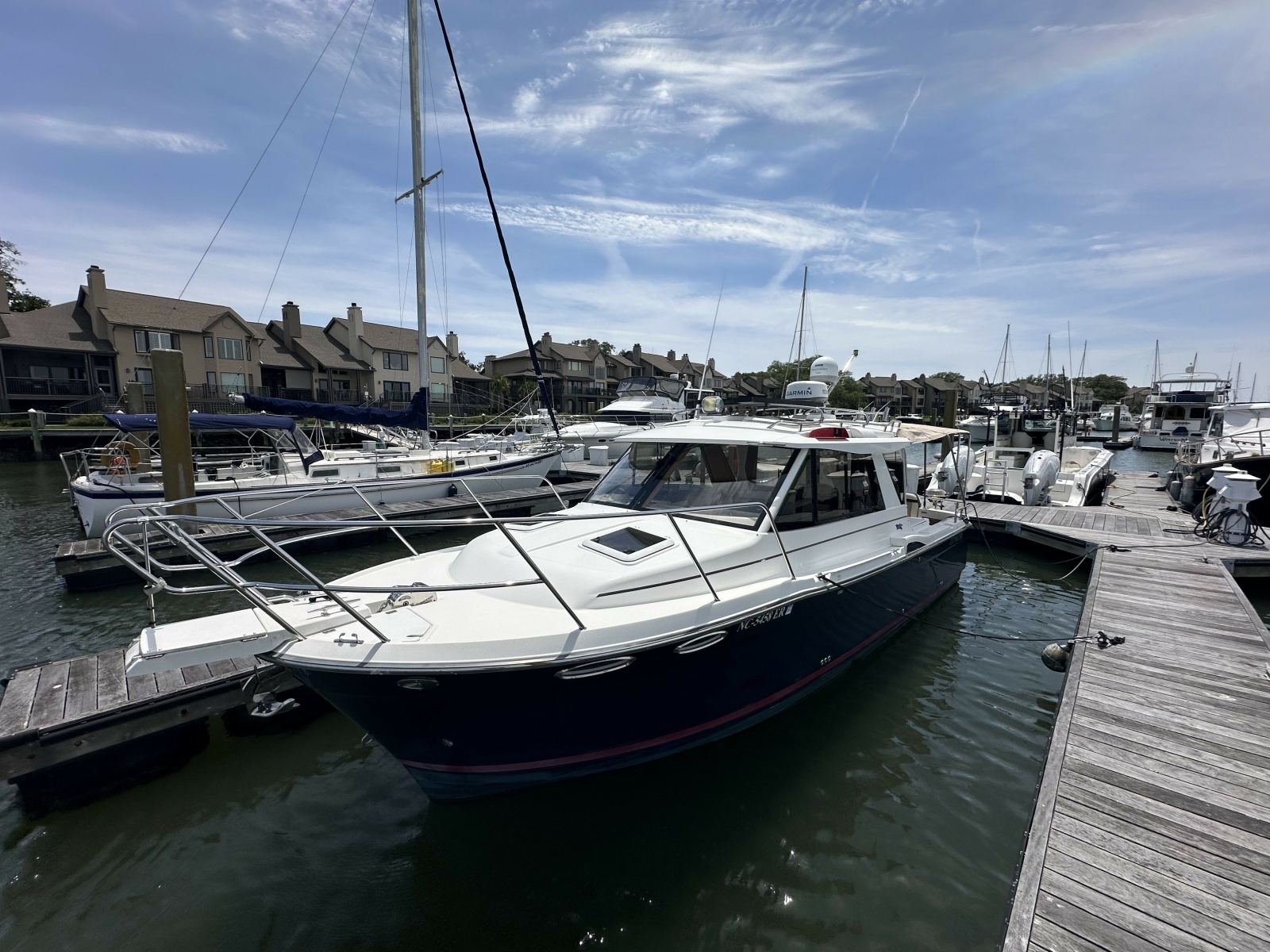 Seahorse 33ft Cutwater Yacht For Sale