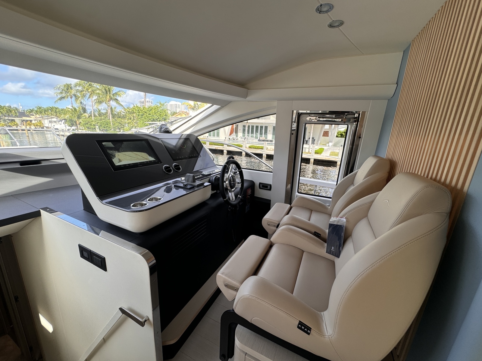 2025 Azimut 