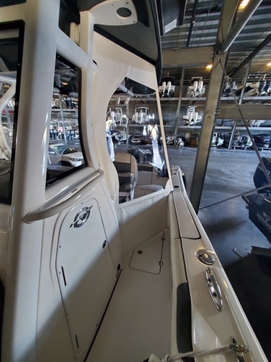 27ft Tidewater Yacht For Sale