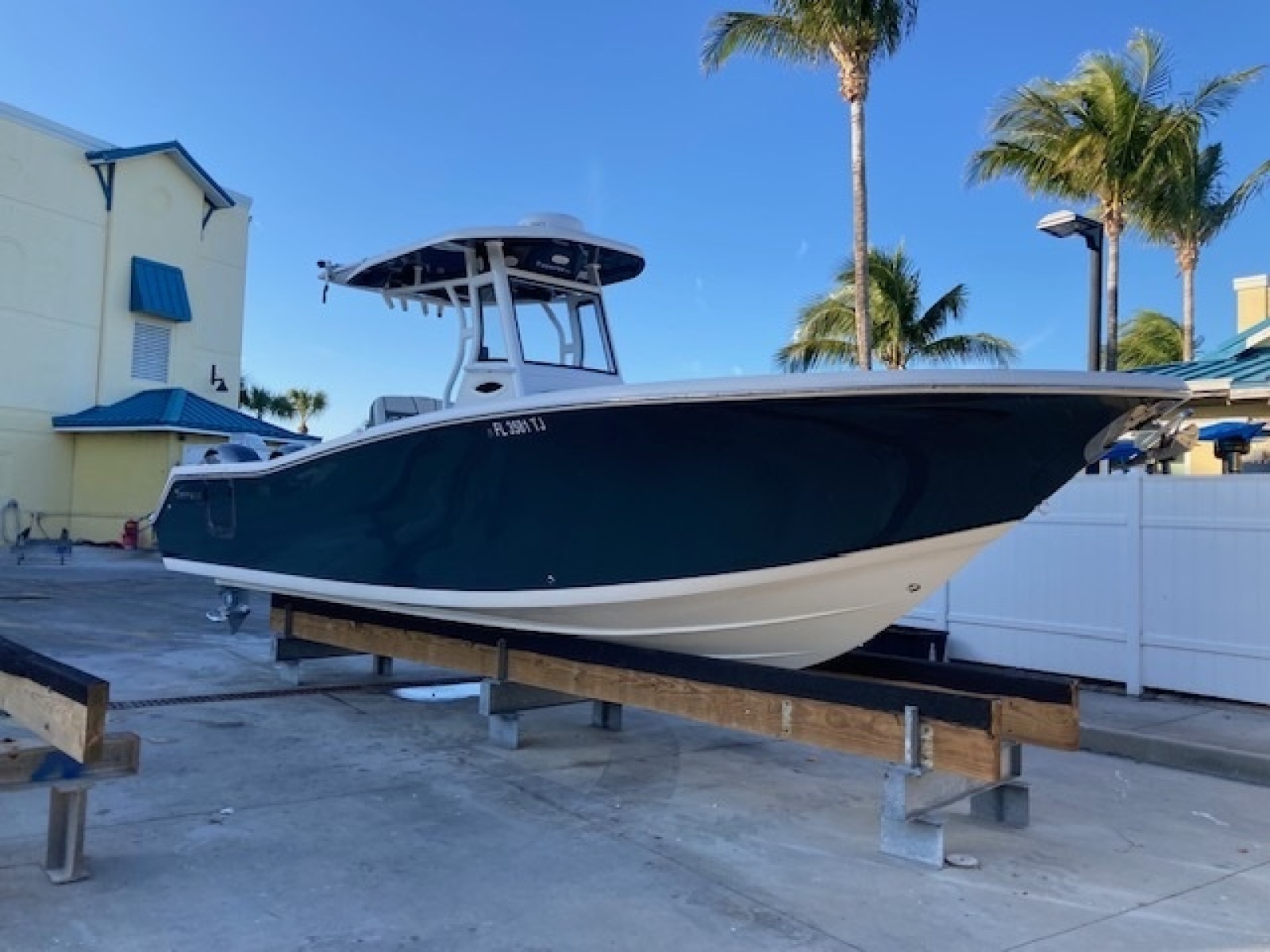 27ft Tidewater Yacht For Sale