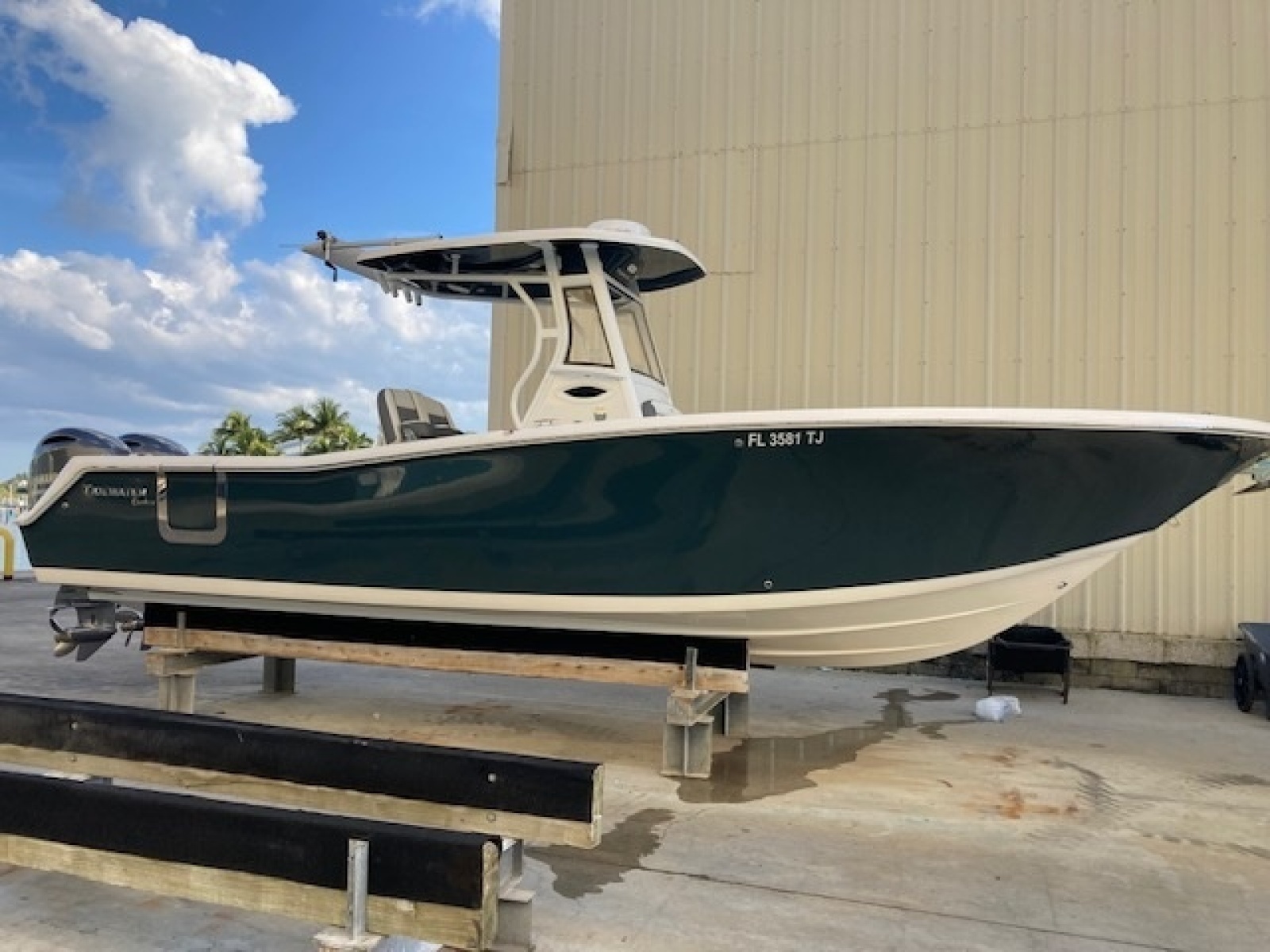 27ft Tidewater Yacht For Sale