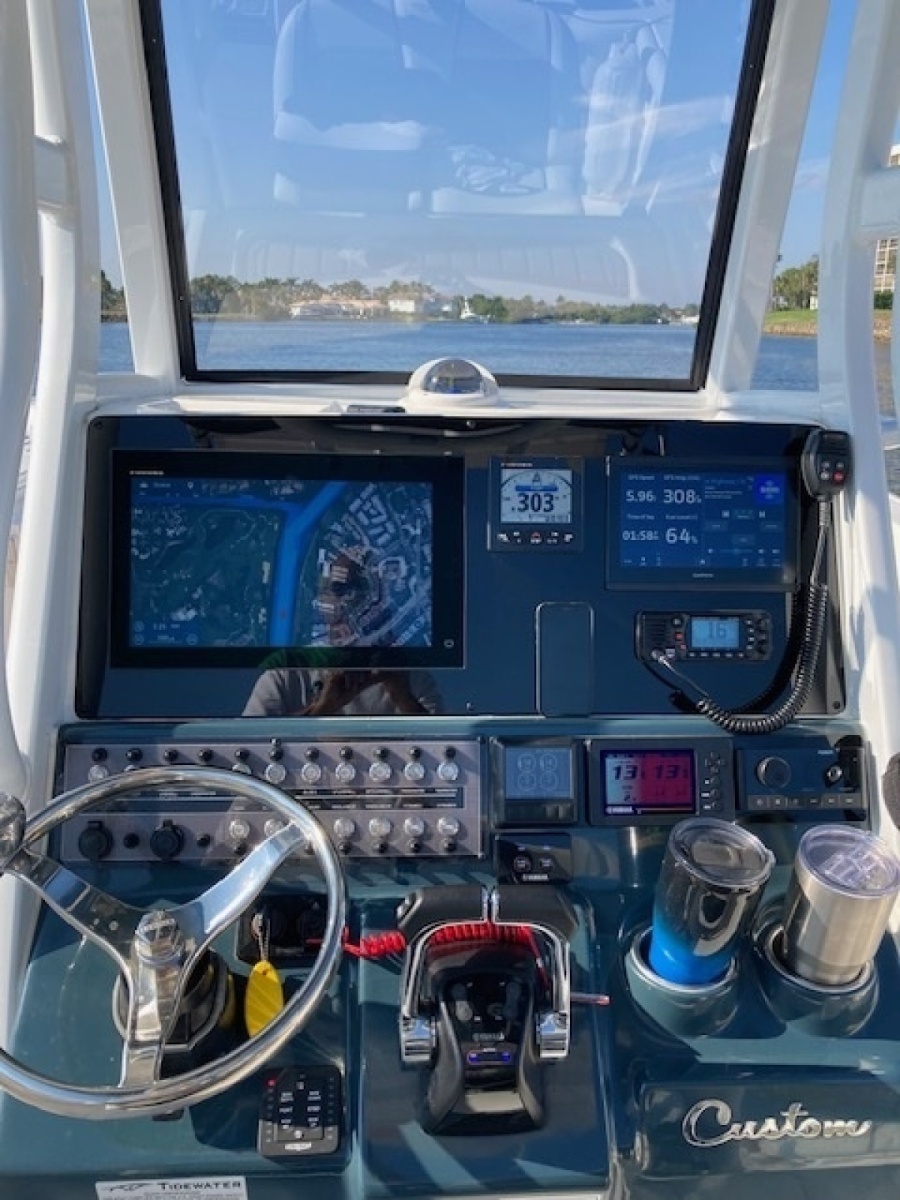 27ft Tidewater Yacht For Sale