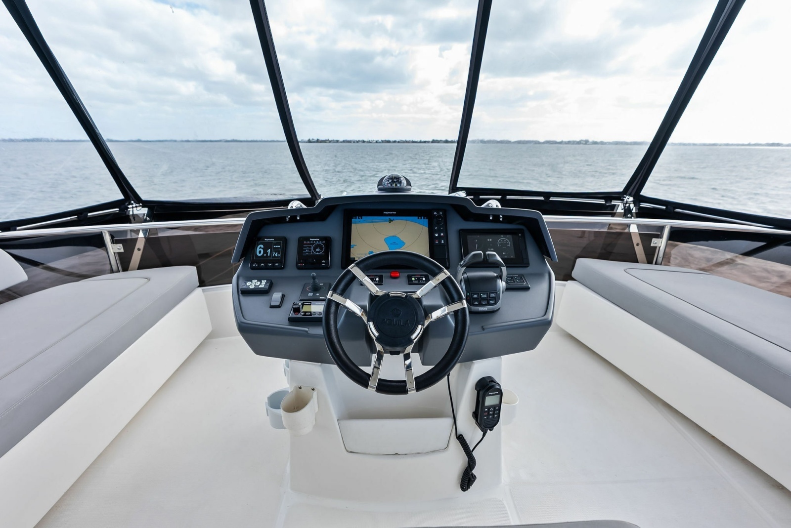 Decadence 44ft Aquila Yacht For Sale