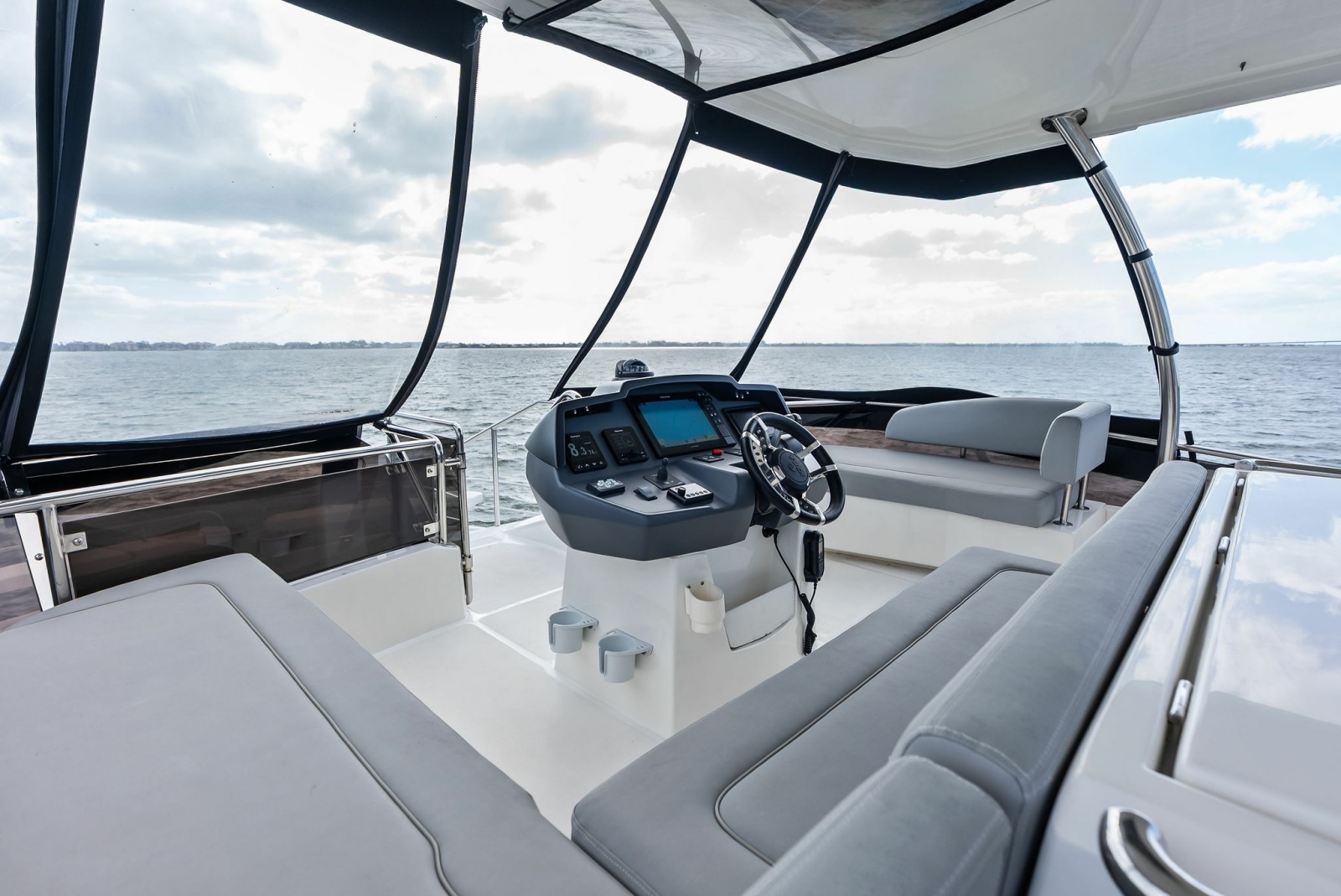 Decadence 44ft Aquila Yacht For Sale