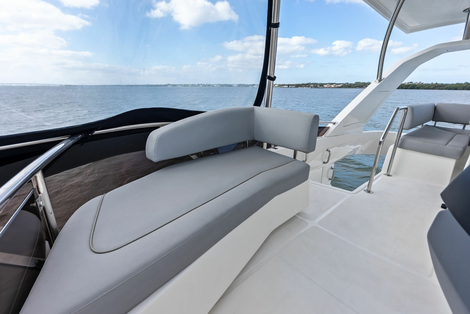 Decadence 44ft Aquila Yacht For Sale
