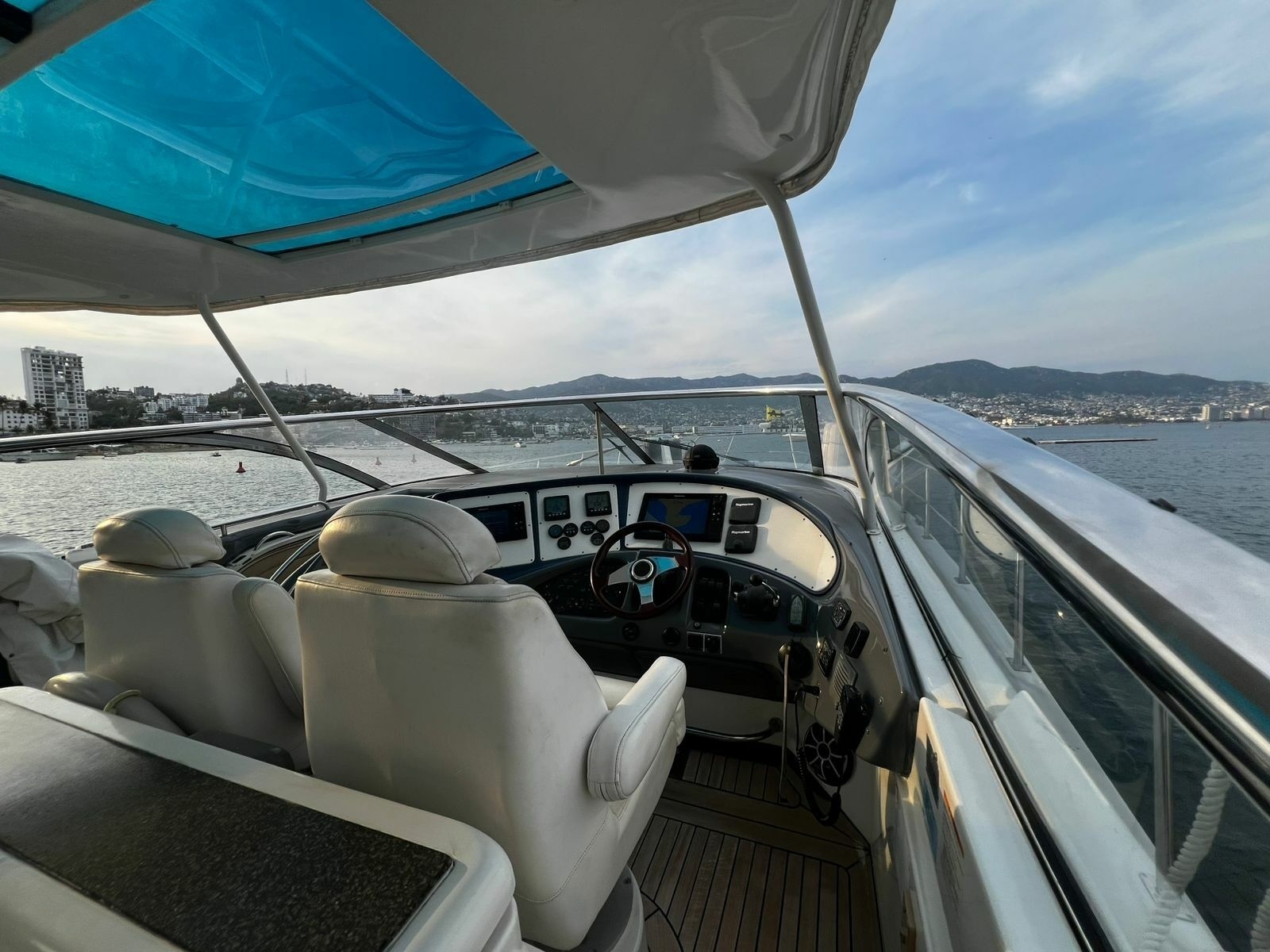 COOL IT 56ft Cruisers Yachts Yacht For Sale