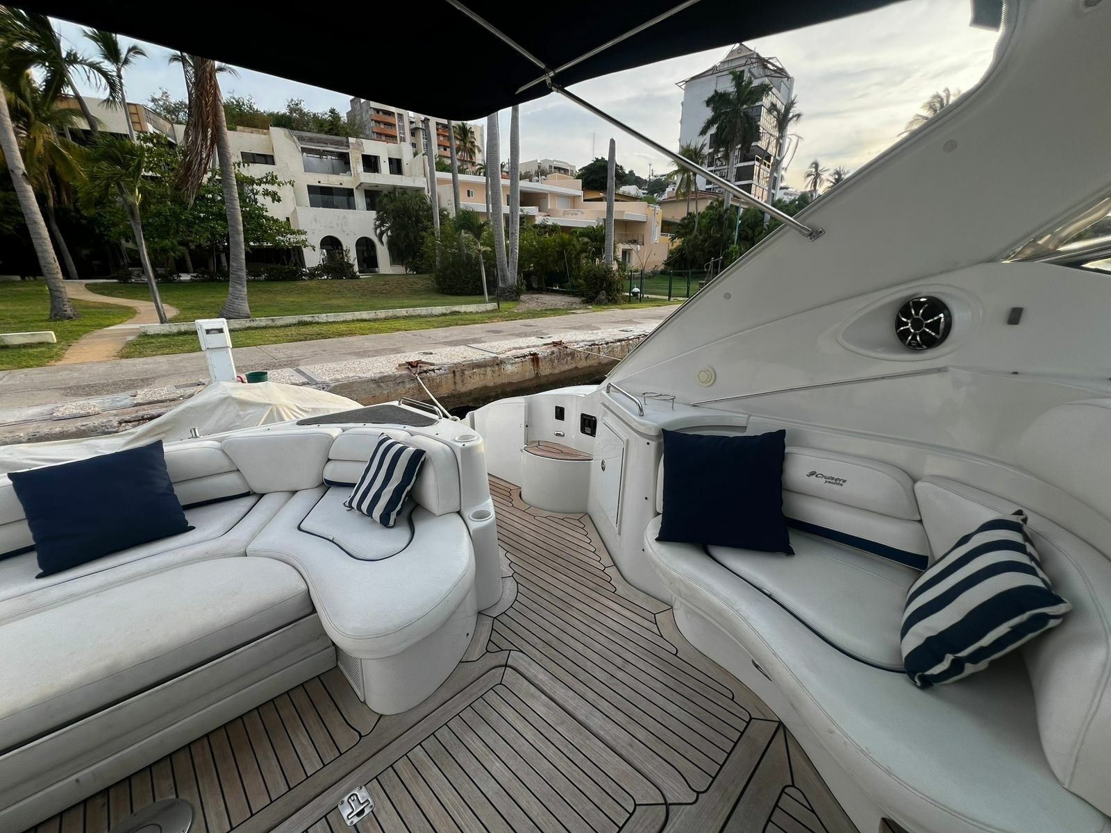 COOL IT 56ft Cruisers Yachts Yacht For Sale