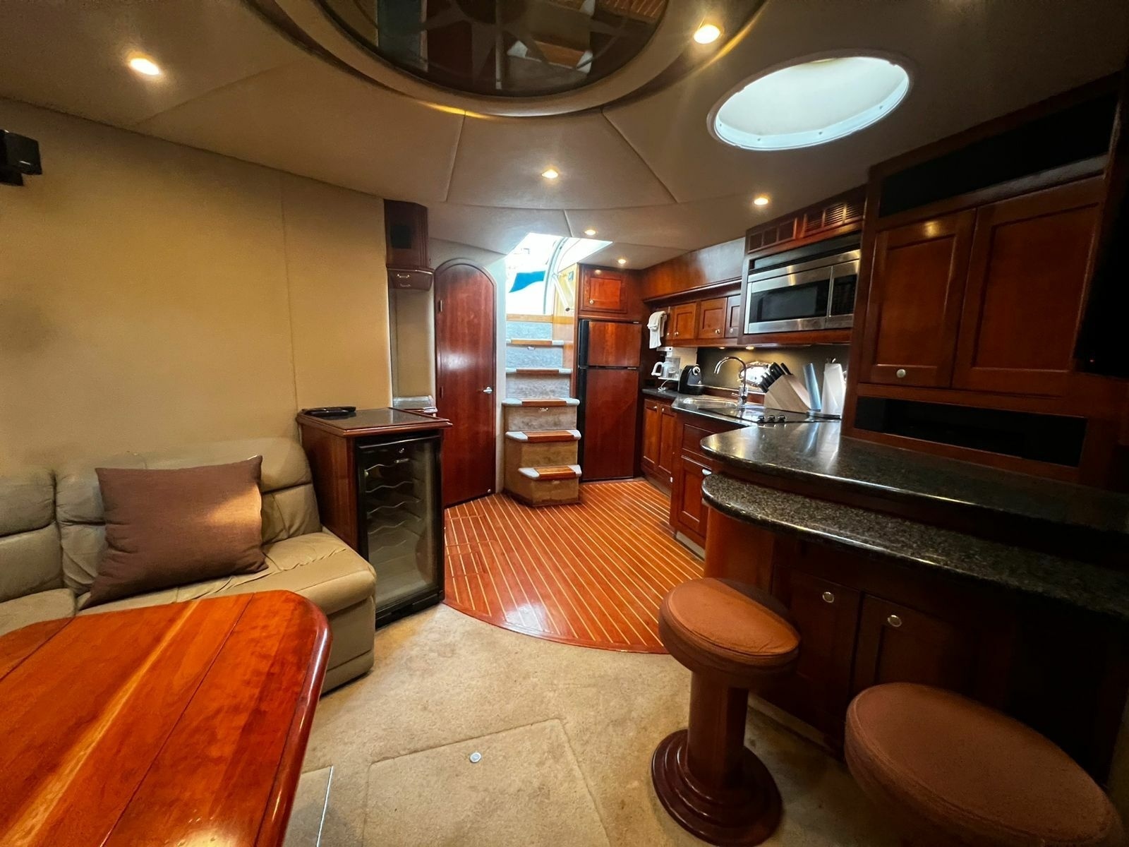 COOL IT 56ft Cruisers Yachts Yacht For Sale