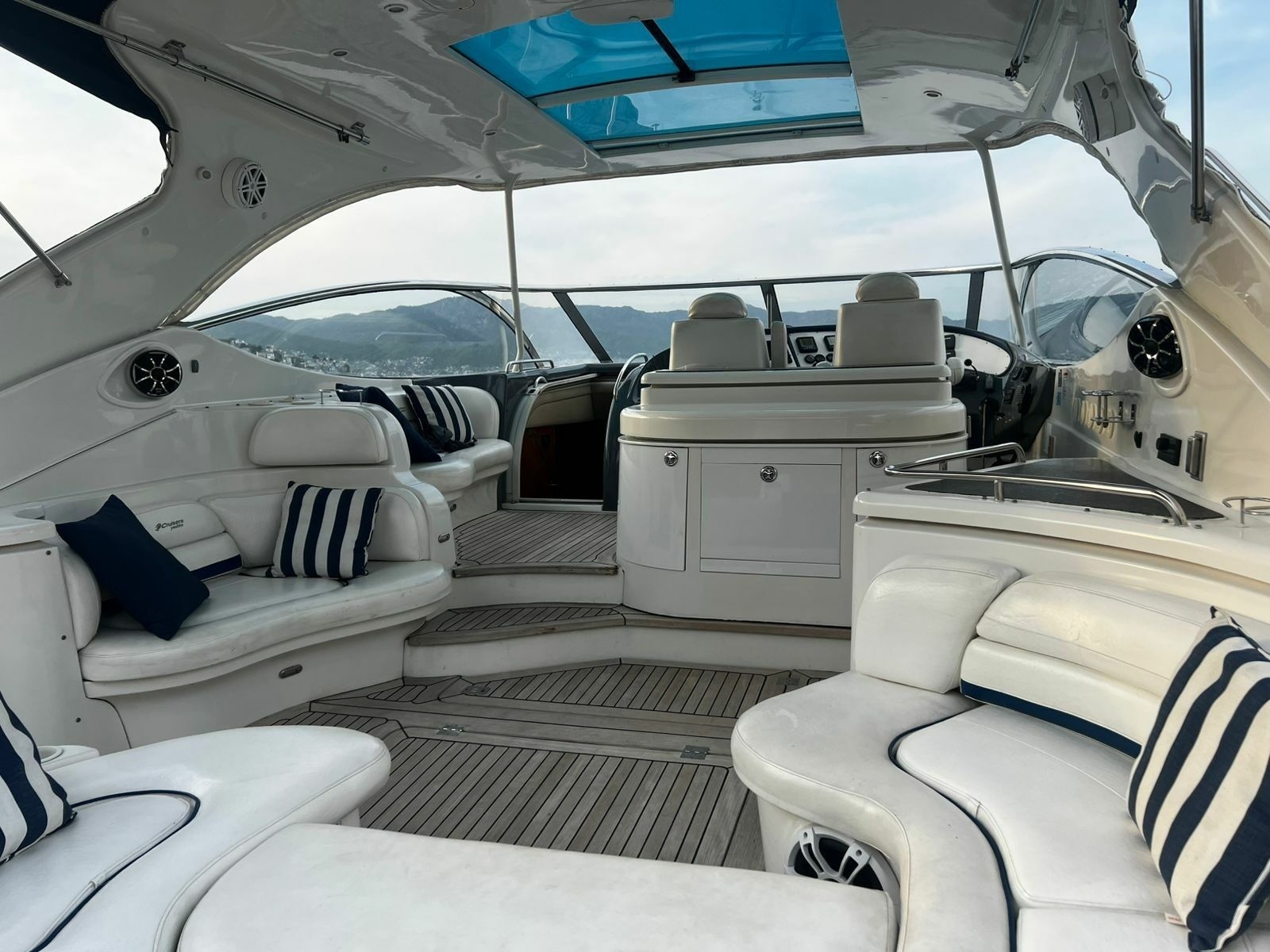 COOL IT 56ft Cruisers Yachts Yacht For Sale