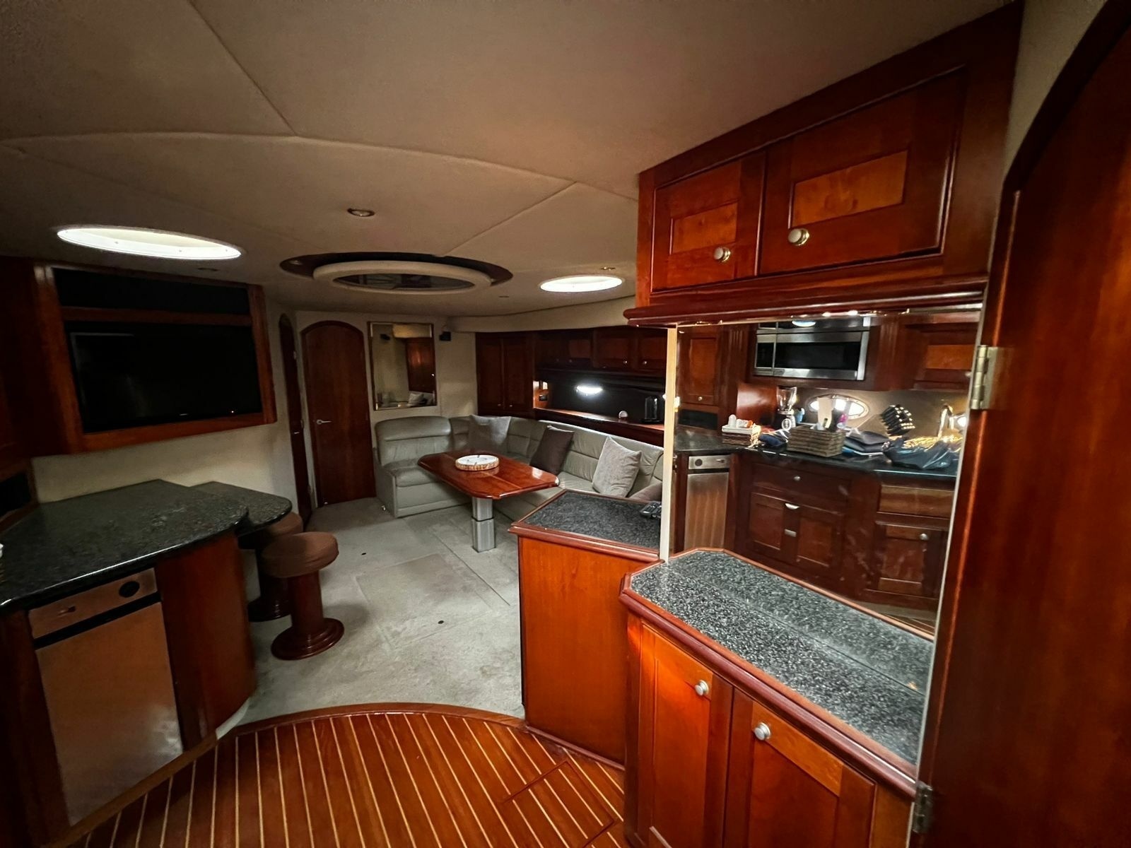 COOL IT 56ft Cruisers Yachts Yacht For Sale