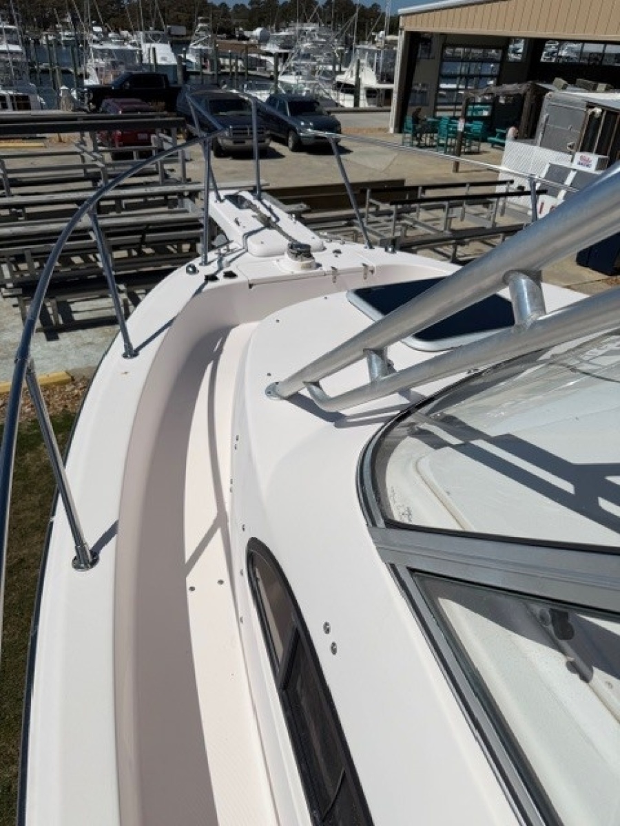 2007 Grady-White 300 Marlin