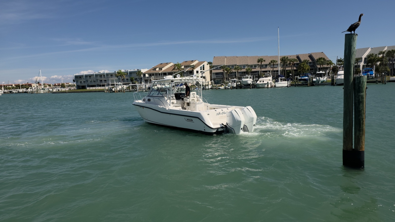2007 Boston Whaler 305 Conquest