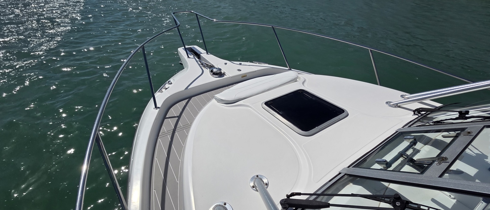 2007 Boston Whaler 305 Conquest