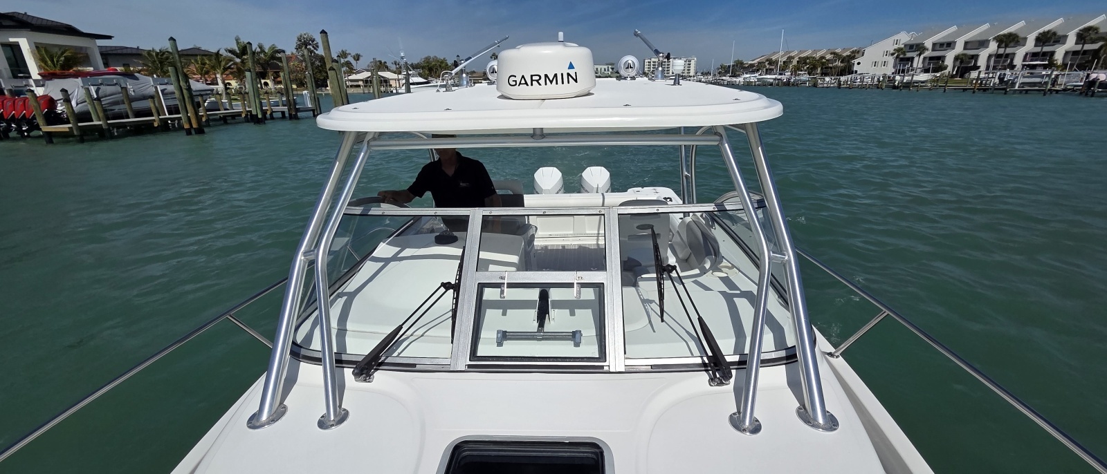 2007 Boston Whaler 305 Conquest